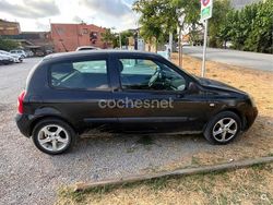 Negro Usado 2005 Renault Clio II Berlina | 2700 € (Precio justo)