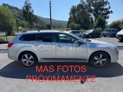Gris / plata Usado 2013 Honda Accord Elegance Familiar | 13.990 €