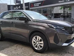 Plateado Usado 2022 Peugeot 3008 Active Monovolumen | 18.890 € (Precio justo)