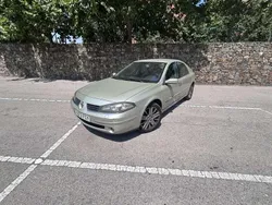 Gris Usado 2006 Renault Laguna II Privilege Berlina | 2975 € (Precio justo)