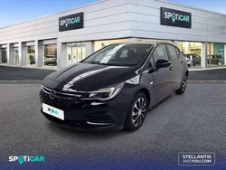 Rojo Usado 2017 Opel Astra Dynamic Berlina | 10.000 € (Precio justo)