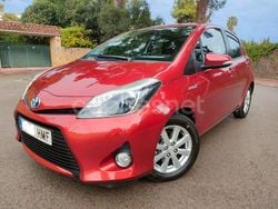 Granate Usado 2012 Toyota Yaris Hybrid Active Berlina | 9500 € (Un poco caro)