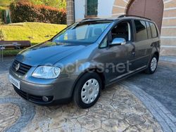 Gris / plata Usado 2005 VW Touran Conceptline Monovolumen | 5490 €