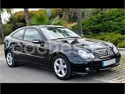 Azul Usado 2005 Mercedes C180 Berlina | 6000 € (Un poco caro)