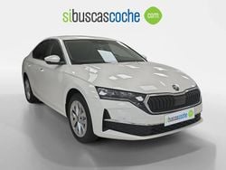 Blanco Nuevo 2025 Skoda Octavia | 34.990 € (Precio justo)