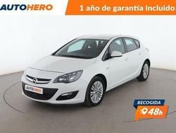Blanco Usado 2014 Opel Astra Selective | 8499 € (Precio justo)