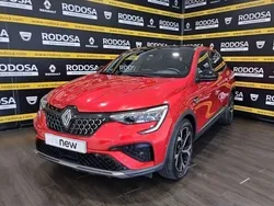 Rojo Usado 2024 Renault Arkana Techno SUV | 26.900 €