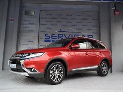 Rojo Usado 2018 Mitsubishi Outlander Motion SUV | 21.950 € (Un poco caro)