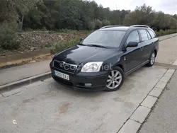 Negro Usado 2004 Toyota Avensis Executive Berlina | 2700 € (Precio justo)
