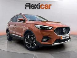 Naranja Usado 2024 MG ZS Luxury Berlina | 15.190 € (Buen precio)
