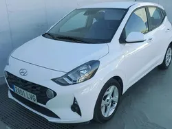 Usado 2021 Hyundai i10 Utilitario | 11.390 € (Precio justo)