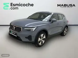 Gris Usado 2023 Volvo XC40 Core SUV | 38.500 € (Caro)