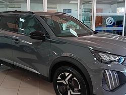 Gris selenium cmetal Nuevo 2025 Peugeot 2008 Allure SUV | 24.380 € (Precio justo)