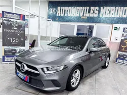 Gris / plata Usado 2018 Mercedes A180 Berlina | 25.900 € (Caro)