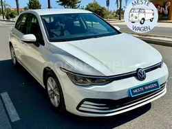 Blanco Usado 2021 VW Golf VIII Life Berlina | 16.900 € (Precio justo)