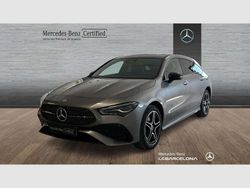 Gris montaña Usado 2024 Mercedes CLA250e Shooting Brake Familiar | 40.900 € (Un poco caro)