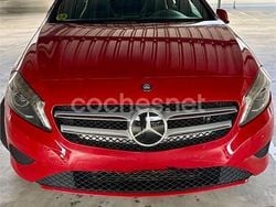 Rojo Usado 2015 Mercedes A180 Style Berlina | 13.500 € (Precio justo)