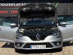 Gris / plata Usado 2020 Renault Mégane GrandTour Zen Familiar | 12.900 € (Buen precio)