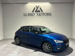 Azul Usado 2015 Audi A1 Sportback Design Utilitario | 12.900 € (Precio justo)