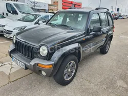 Negro Usado 2004 Jeep Cherokee Sport SUV | 8500 € (Un poco caro)