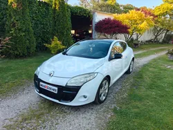 Blanco Usado 2009 Renault Mégane III Privilege Berlina | 4600 € (Caro)