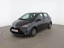 Gris Usado 2017 Toyota Yaris Hybrid Active Berlina | 13.299 € (Precio justo)