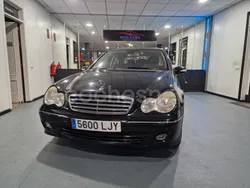 Negro Usado 2006 Mercedes C220 Elegance Berlina | 5950 € (Precio justo)