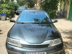 Gris / plata Usado 2001 Renault Laguna II Initiale Berlina | 3000 €