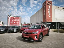 Rojo Usado 2021 Kia Stonic SUV | 14.900 € (Precio justo)