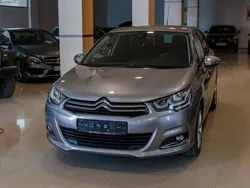 Gris Usado 2016 Citroën C4 Shine Utilitario | 11.490 € (Un poco caro)