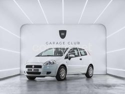 Blanco Usado 2010 Fiat Punto Active Utilitario | 3999 € (Precio justo)
