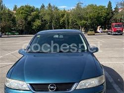 Azul Usado 2001 Opel Vectra Comfort Berlina | 2150 €