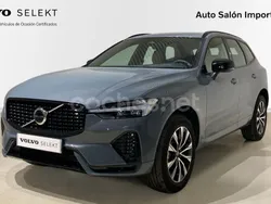 Gris / plata Usado 2022 Volvo XC60 Plus SUV | 47.900 €