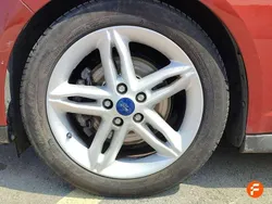 Rojo Usado 2017 Ford C-MAX Titanium Monovolumen | 11.290 € (Precio justo)