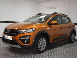 Naranja Usado 2022 Dacia Sandero Comfort Utilitario | 14.500 € (Precio justo)