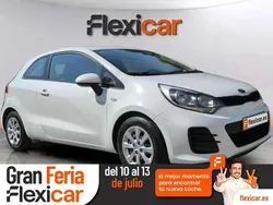Blanco Usado 2015 Kia Rio Utilitario | 7490 € (Precio justo)