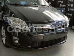 Negro Usado 2012 Toyota Auris Hybrid Active Berlina | 8700 € (Precio justo)