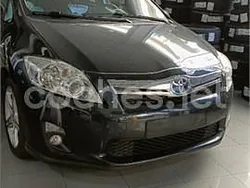 Negro Usado 2012 Toyota Auris Hybrid Active Berlina | 8888 € (Precio justo)