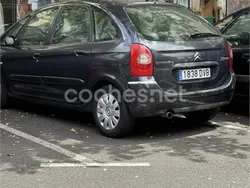 Gris / plata Usado 2005 Citroën Xsara Picasso Monovolumen | 2000 € (Buen precio)