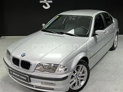 Gris / plata Usado 2001 BMW 330 Berlina | 8999 € (Un poco caro)