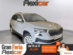 Gris Usado 2023 Skoda Karoq Ambition SUV | 18.990 € (Super precio)