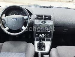 Gris / plata Usado 2006 Ford Mondeo Trend Berlina | 5900 € (Caro)