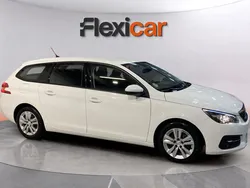 Blanco Usado 2021 Peugeot 308 Active Familiar | 9270 €