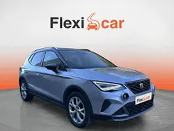 Gris Usado 2024 Seat Arona FR SUV | 18.940 € (Buen precio)