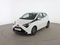 Blanco Usado 2021 Toyota Aygo X-wave Utilitario | 13.599 € (Precio justo)