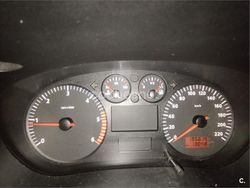 Verde Usado 2001 Seat Cordoba Stella Berlina | 3200 €