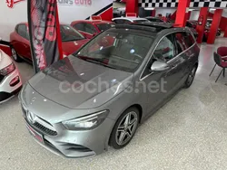 Gris / plata Usado 2023 Mercedes B180 Monovolumen | 31.990 € (Precio justo)