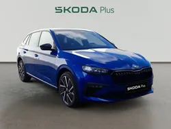Azul Nuevo 2024 Skoda Scala Utilitario | 23.490 € (Precio justo)