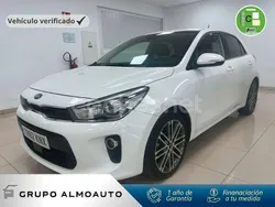 Blanco Usado 2018 Kia Rio Berlina | 11.500 € (Precio justo)