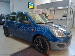 Azul Usado 2008 Ford Fiesta Ambiente Utilitario | 3900 € (Precio justo)